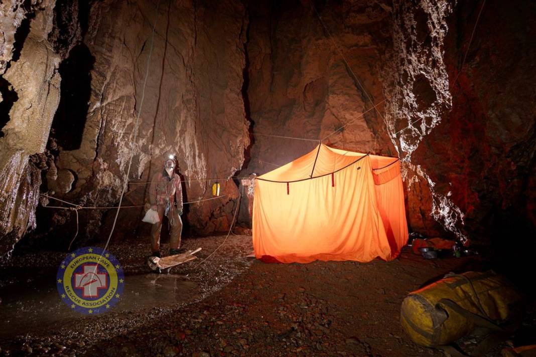 Ölümden döndüğü mağaraya geri dönecek! Mahsur kaldığı yerden kurtarılması 3 gün sürmüştü, yeniden oraya girecek 22